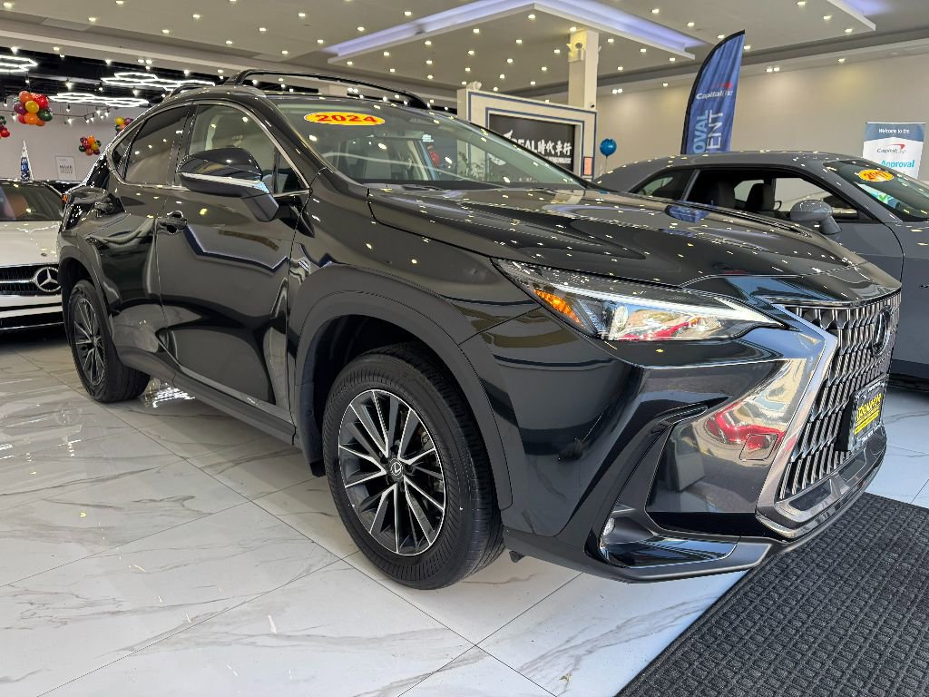 Used 2024 Lexus NX 350 AWD image 3