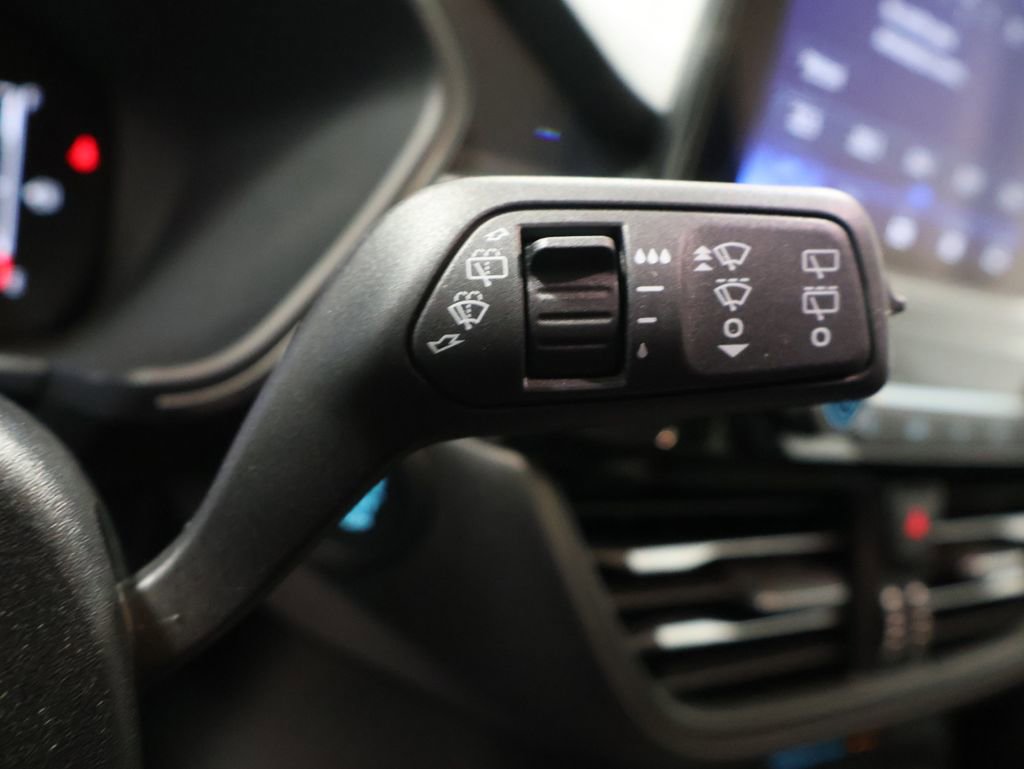 Used 2025 Ford Escape Active image 38