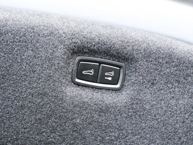 Used 2023 Audi e-tron GT Prestige w/ Prestige Package image 29