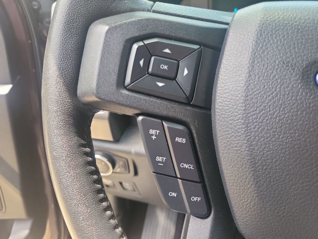 Used 2018 Ford F150 XLT w/ Equipment Group 302A Luxury AWD/4WD image 21