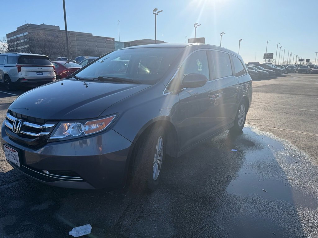 Used 2016 Honda Odyssey SE image 3