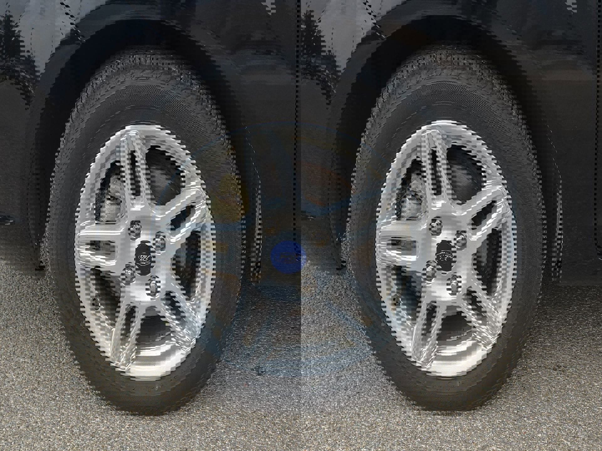 Used 2019 Ford Fiesta SE image 11