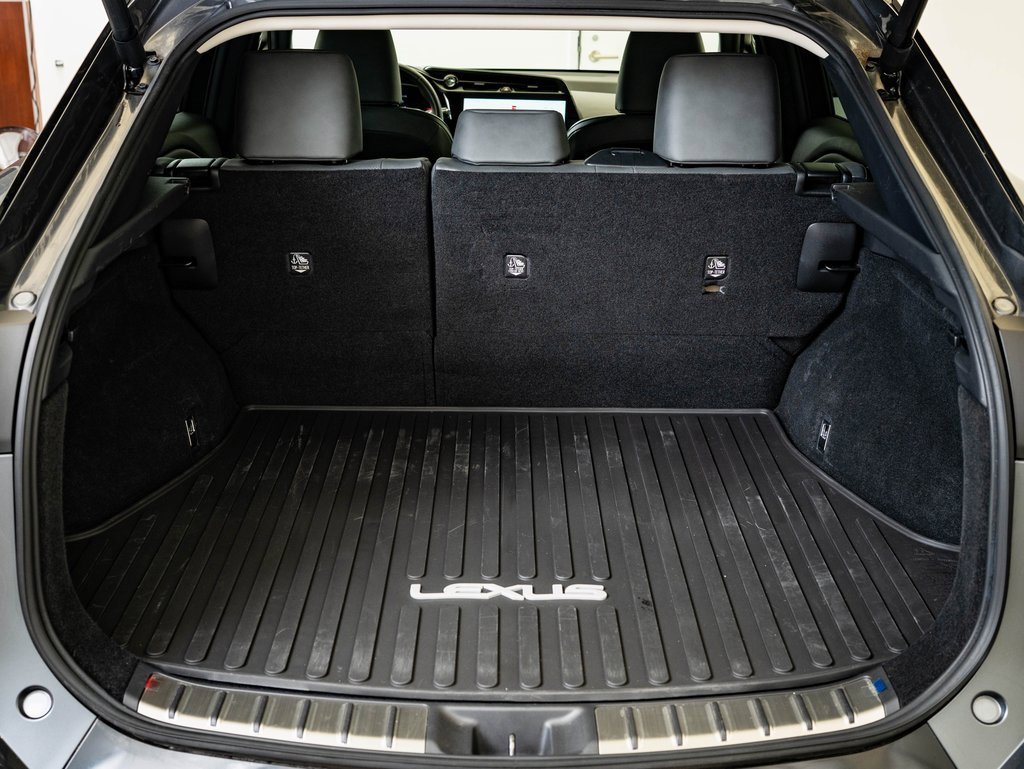 Certified 2023 Lexus RZ 450e Premium w/ Accessory Package (2T) image 16