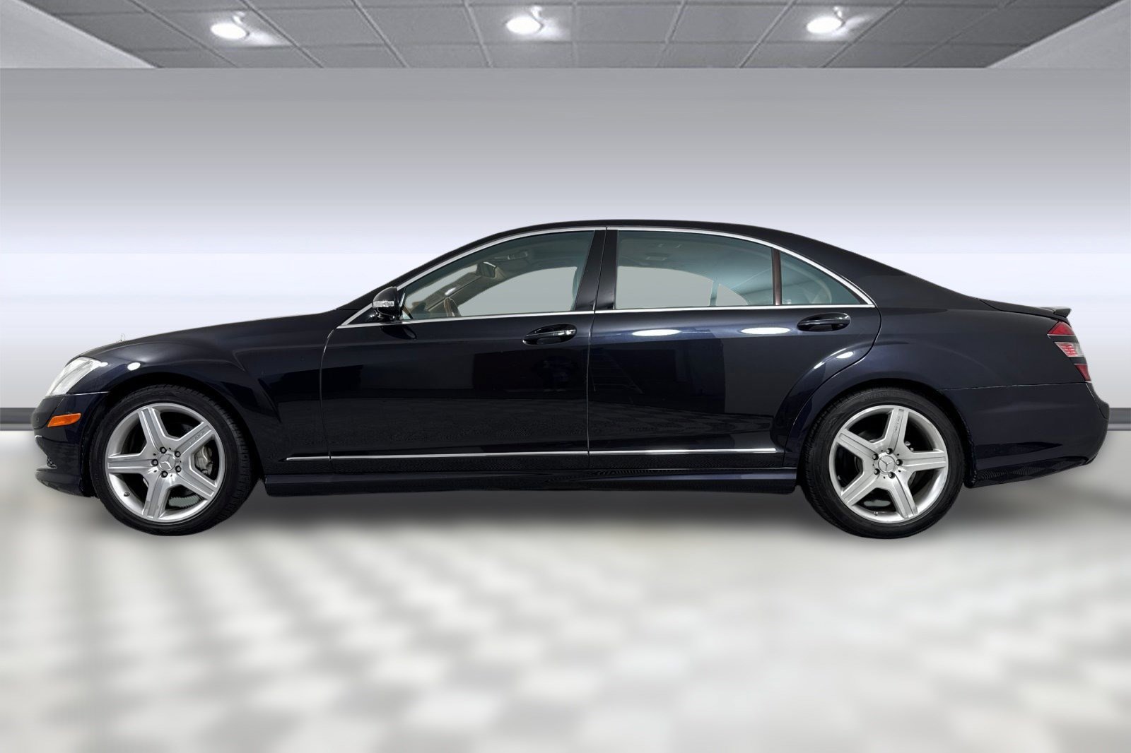 Used 2008 Mercedes-Benz S 550 image 2