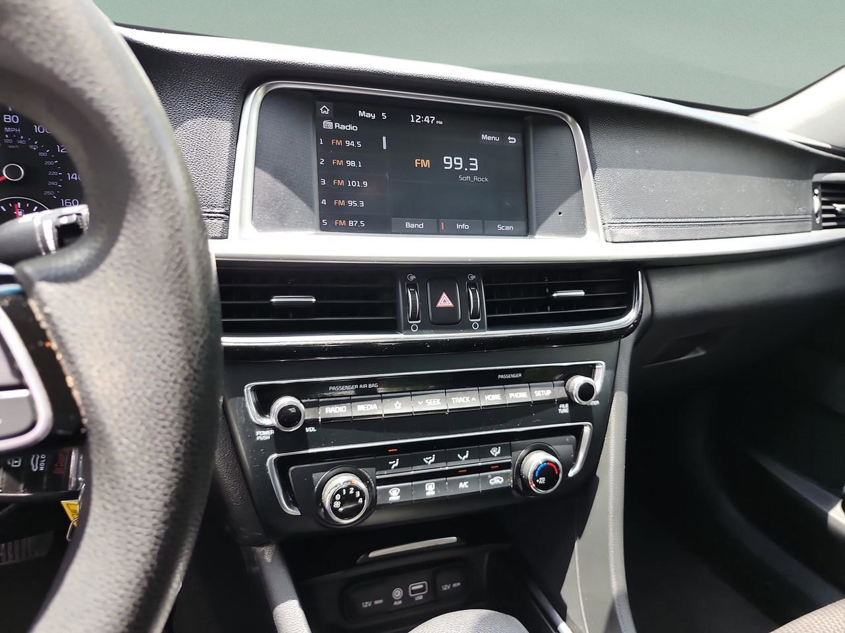 Used 2019 Kia Optima LX FWD image 11