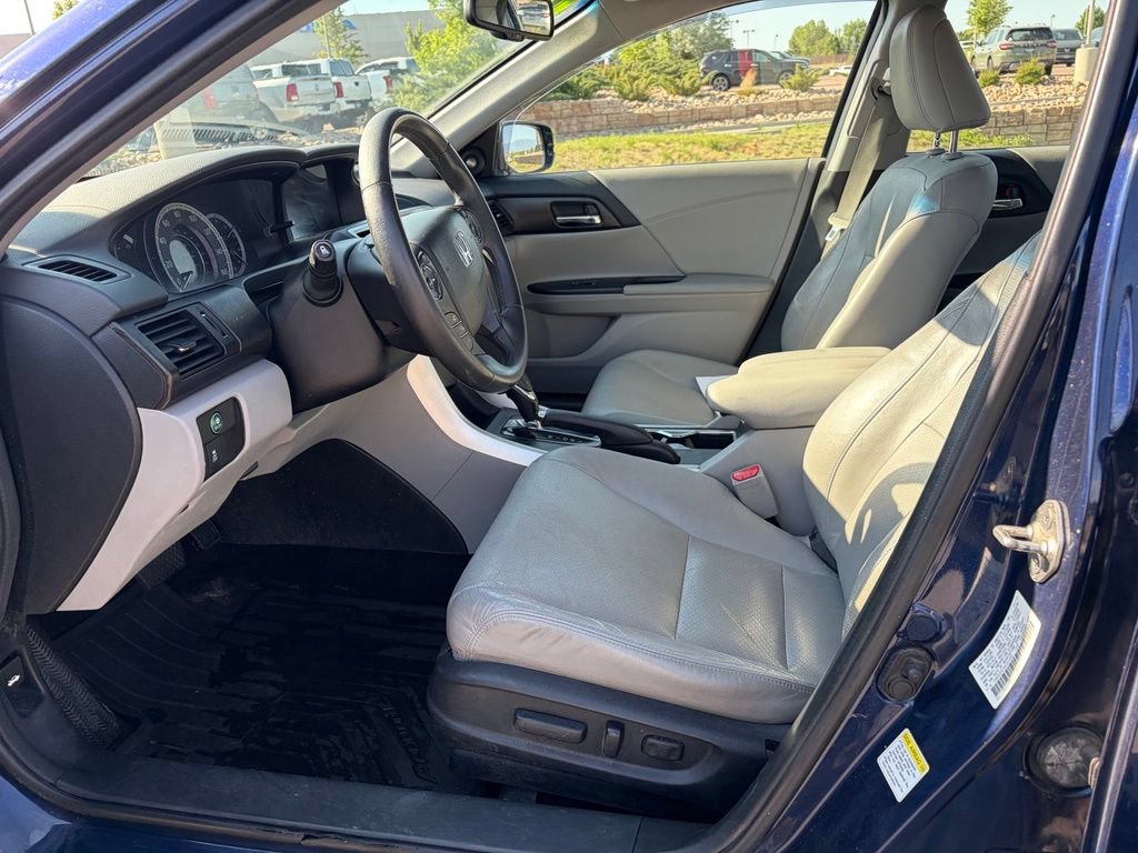 Used 2013 Honda Accord EX-L image 9