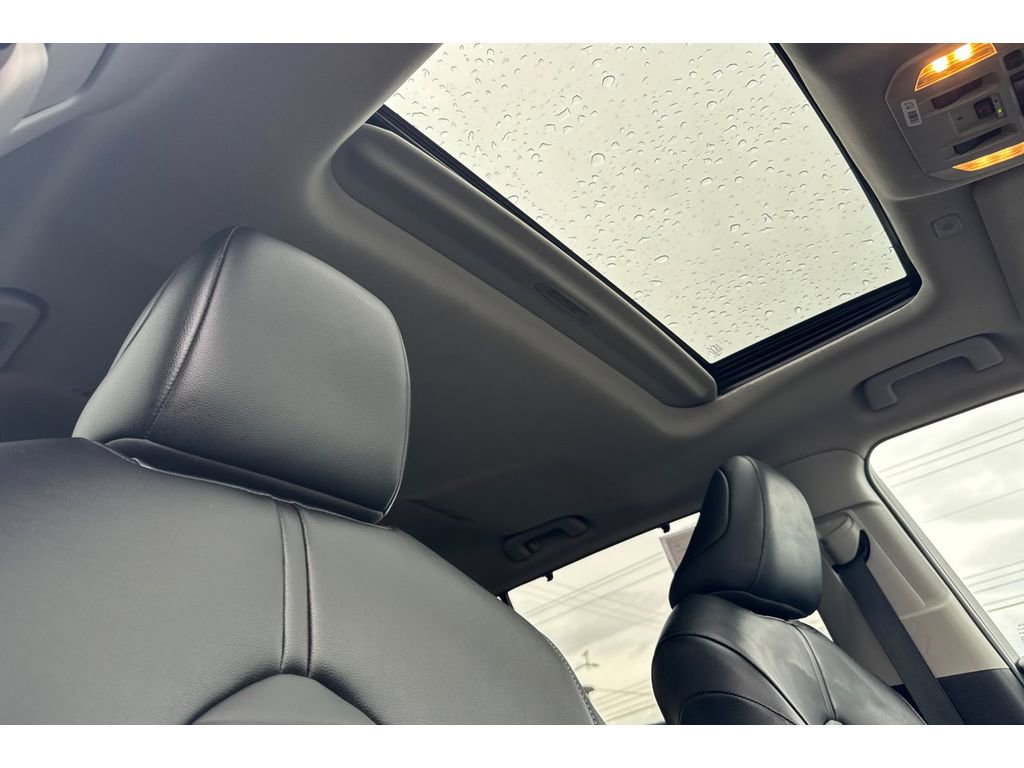 Used 2024 Toyota Highlander XLE image 20