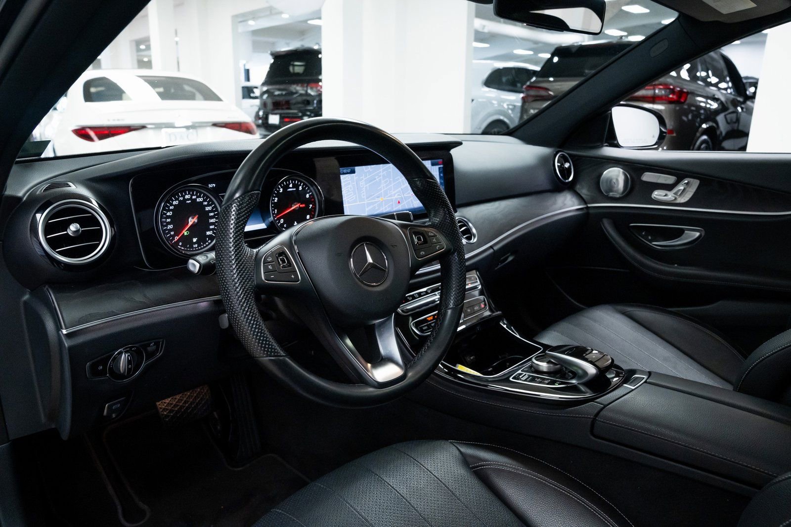 Used 2017 Mercedes-Benz E 400 E 400 image 19