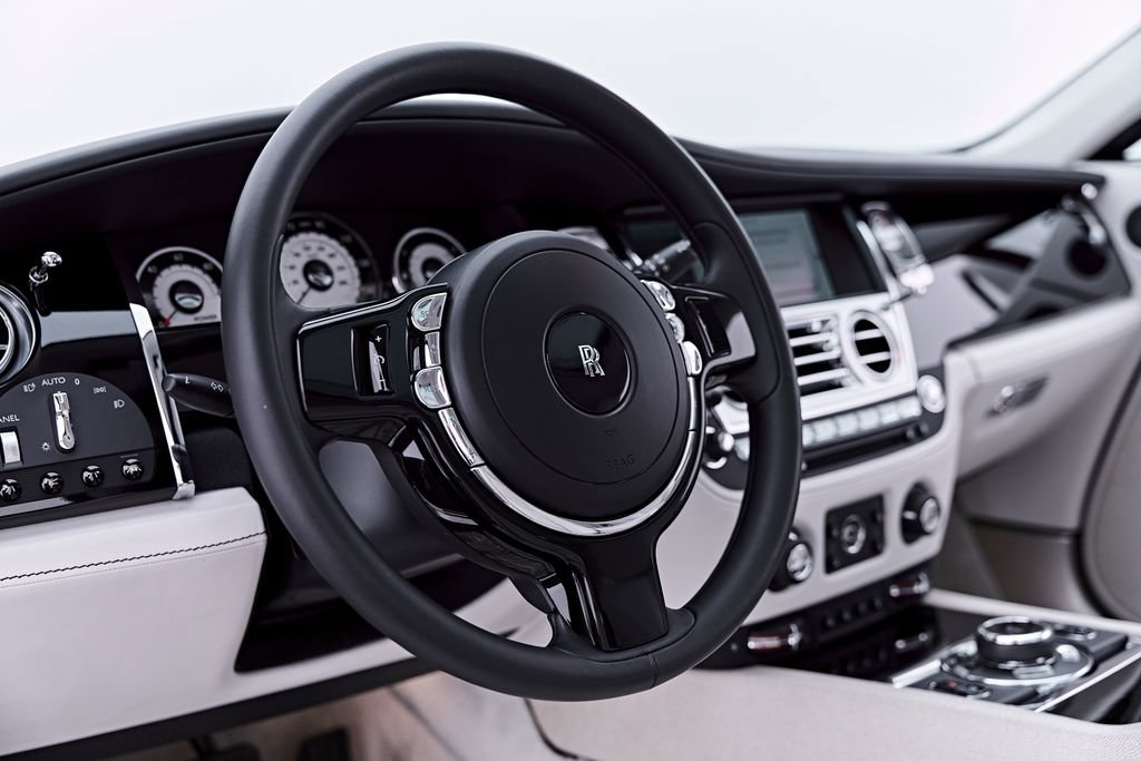 Used 2014 Rolls-Royce Wraith RWD image 42