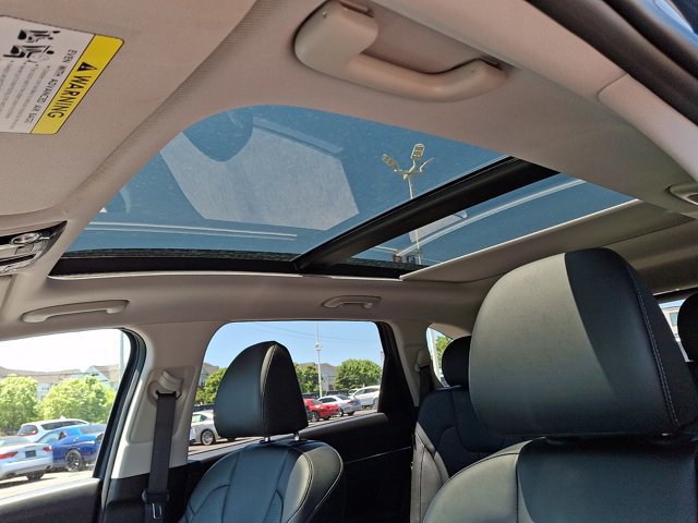 Used 2024 Kia Sorento SX AWD/4WD image 18