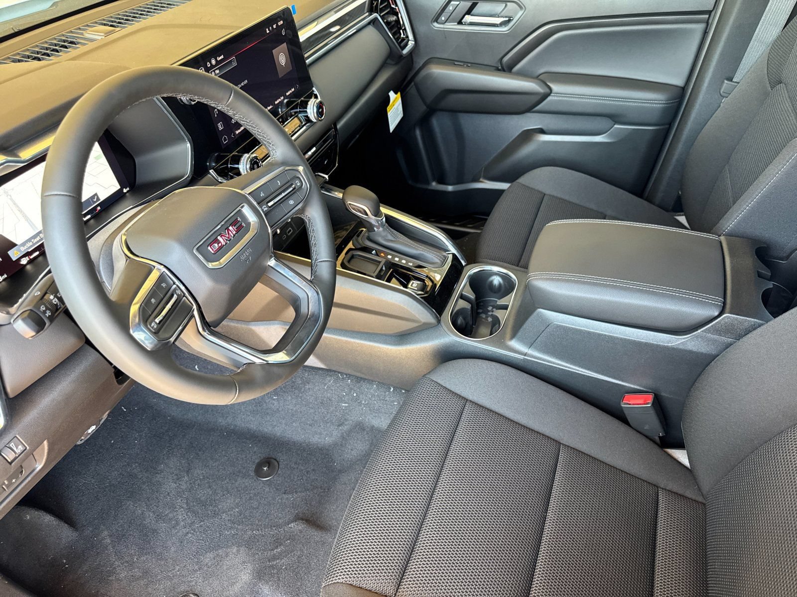 New 2026 GMC Canyon Elevation w/ Technology Package RWD image 10
