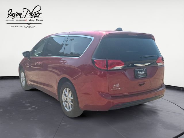 New 2026 Chrysler Voyager LX FWD image 5