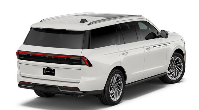 New 2026 Lincoln Navigator Reserve AWD/4WD image 3