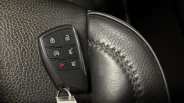 Used 2021 GMC Yukon Denali w/ Denali Premium Package image 21