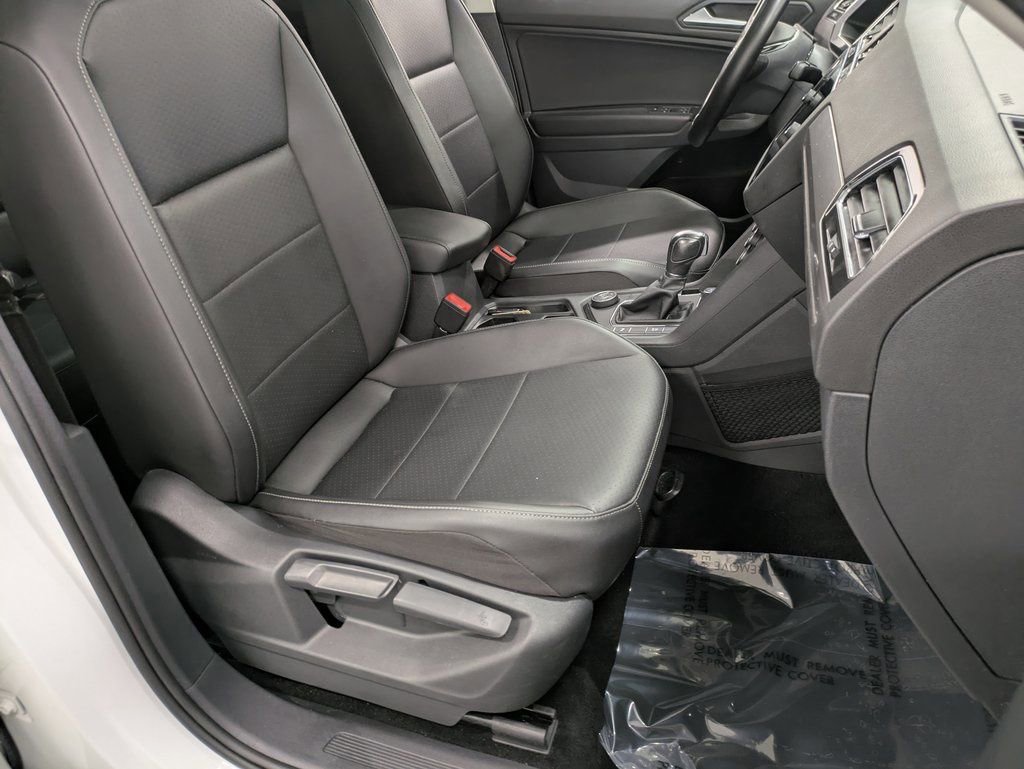 Used 2019 Volkswagen Tiguan SEL w/ 3rd Row Seat Package image 31
