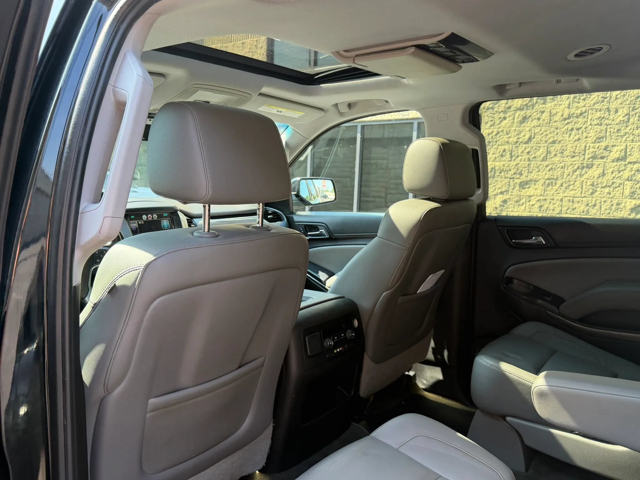 Used 2015 Chevrolet Tahoe LT RWD image 31