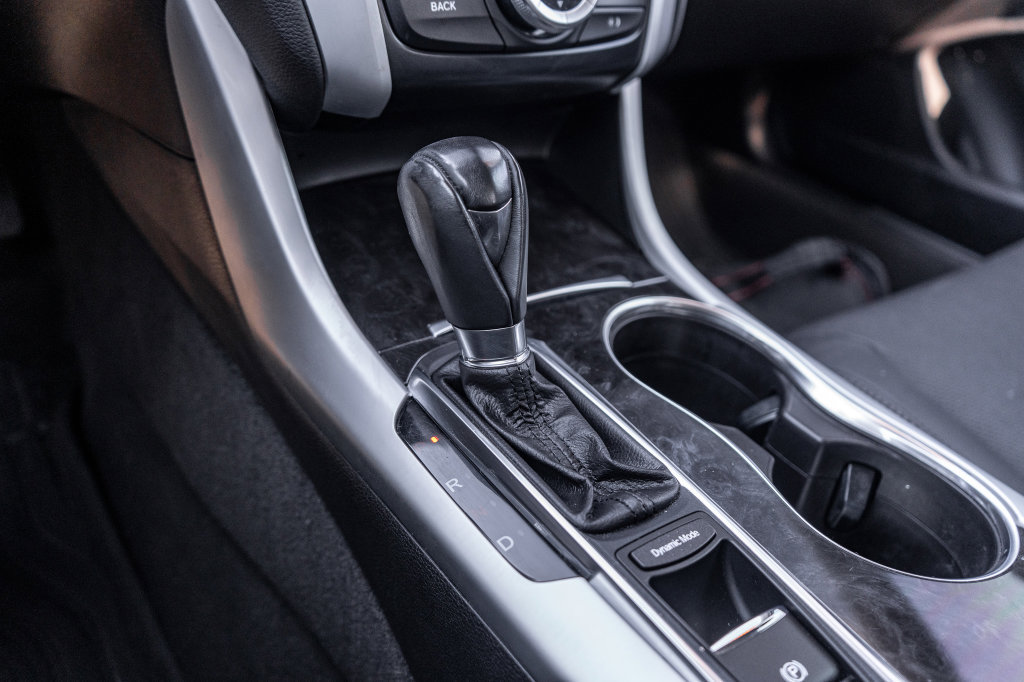 Used 2020 Acura TLX w/ Technology Package FWD image 26