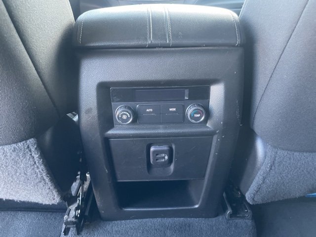 Used 2023 Chevrolet Traverse LT image 43