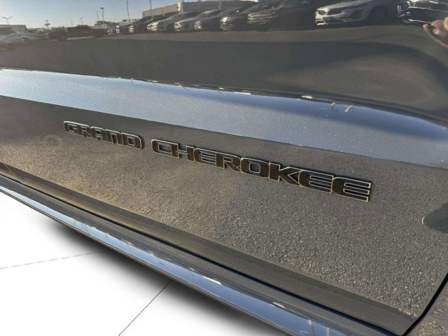 Used 2021 Jeep Grand Cherokee Trackhawk image 10