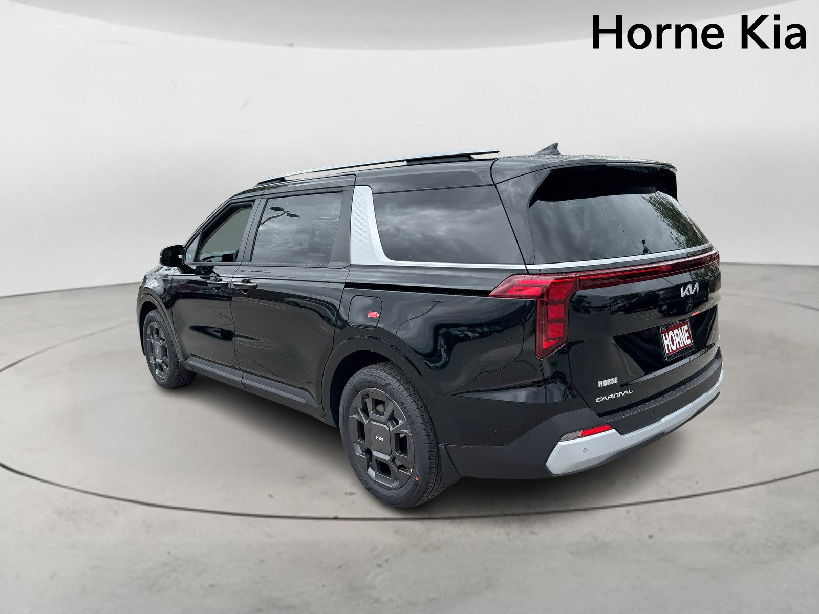 New 2026 Kia Carnival EX image 5