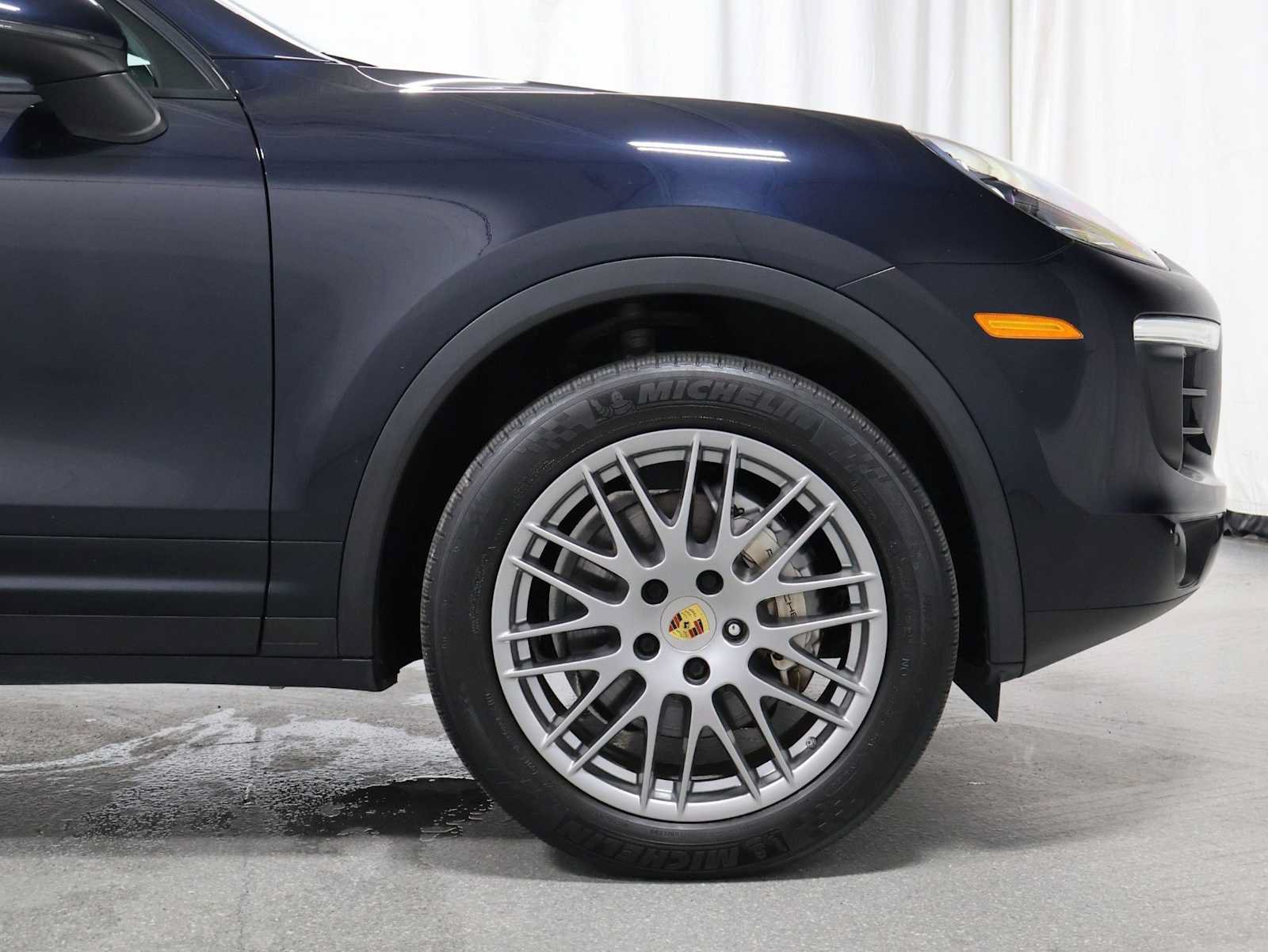 Used 2018 Porsche Cayenne S AWD/4WD image 11