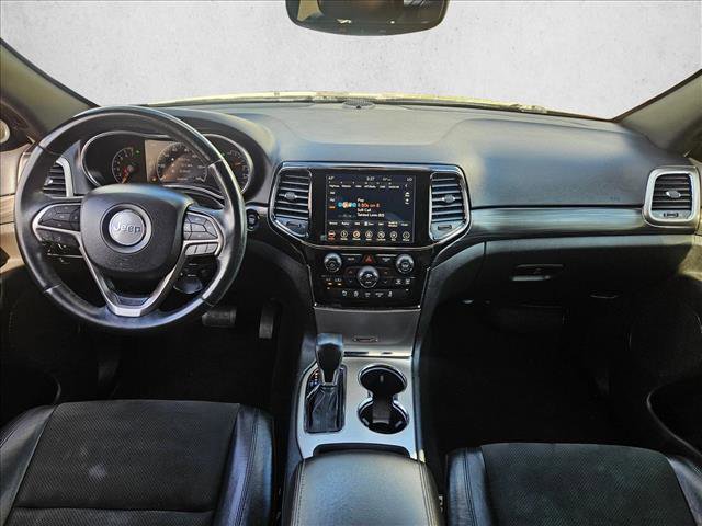 Used 2019 Jeep Grand Cherokee Altitude image 16