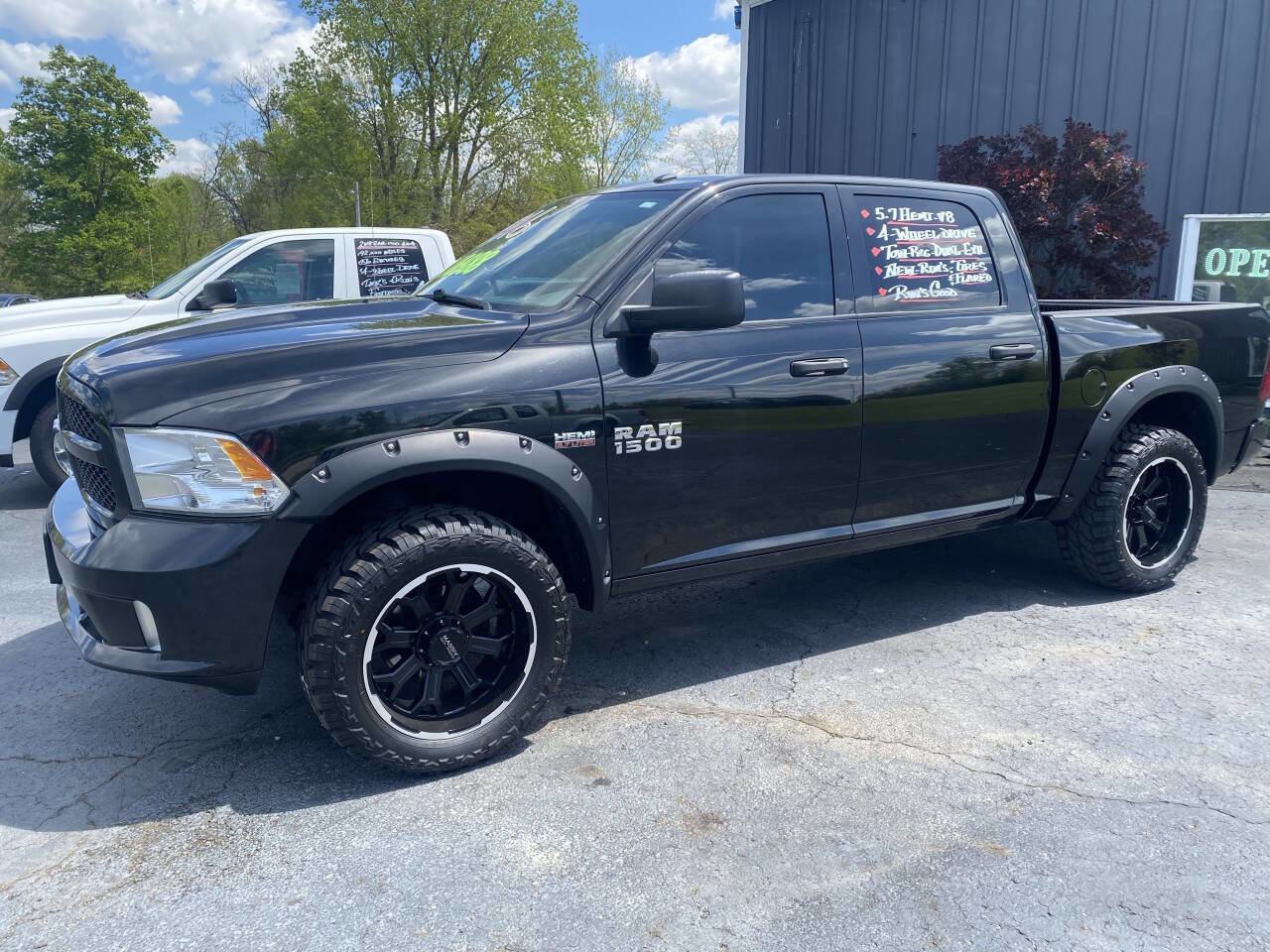 Used 2016 RAM 1500 Express w/ Popular Equipment Group AWD/4WD image 1