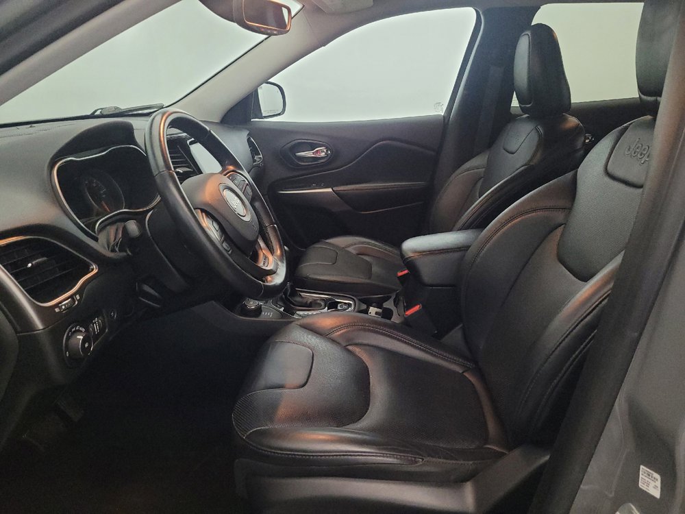 Used 2019 Jeep Cherokee Limited AWD/4WD image 17