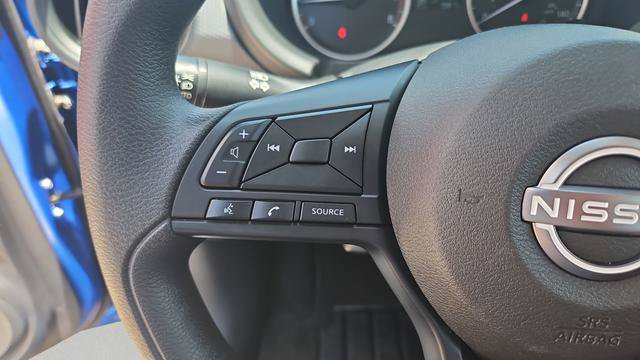 Used 2025 Nissan Kicks Play S FWD image 17