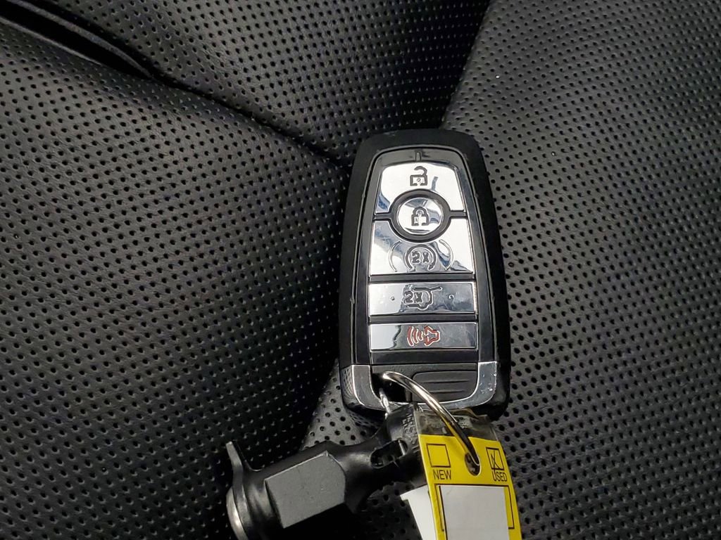 Used 2020 Lincoln Aviator Reserve w/ Equipment Group 202A image 26