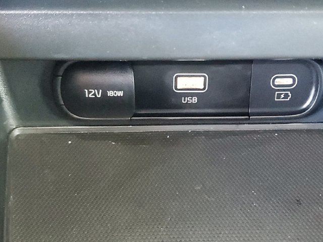 Certified 2023 Kia Soul EX FWD image 31