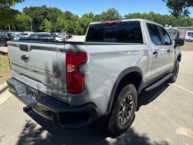 Used 2024 Chevrolet Silverado 1500 ZR2 w/ Technology Package AWD/4WD image 7