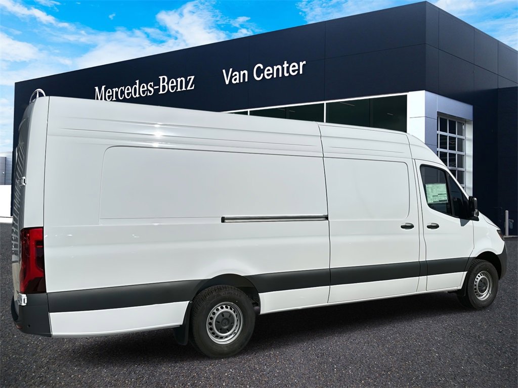 New 2025 Mercedes-Benz Sprinter 2500 image 3
