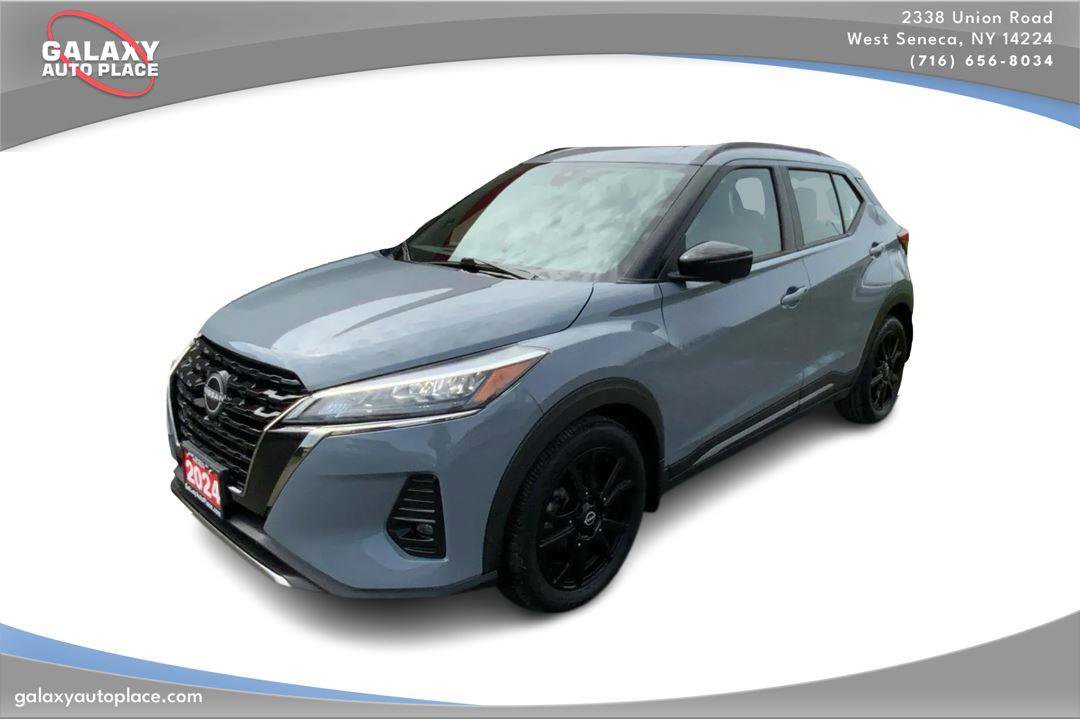 Used 2024 Nissan Kicks SR w/ SR Premium Package FWD image 1