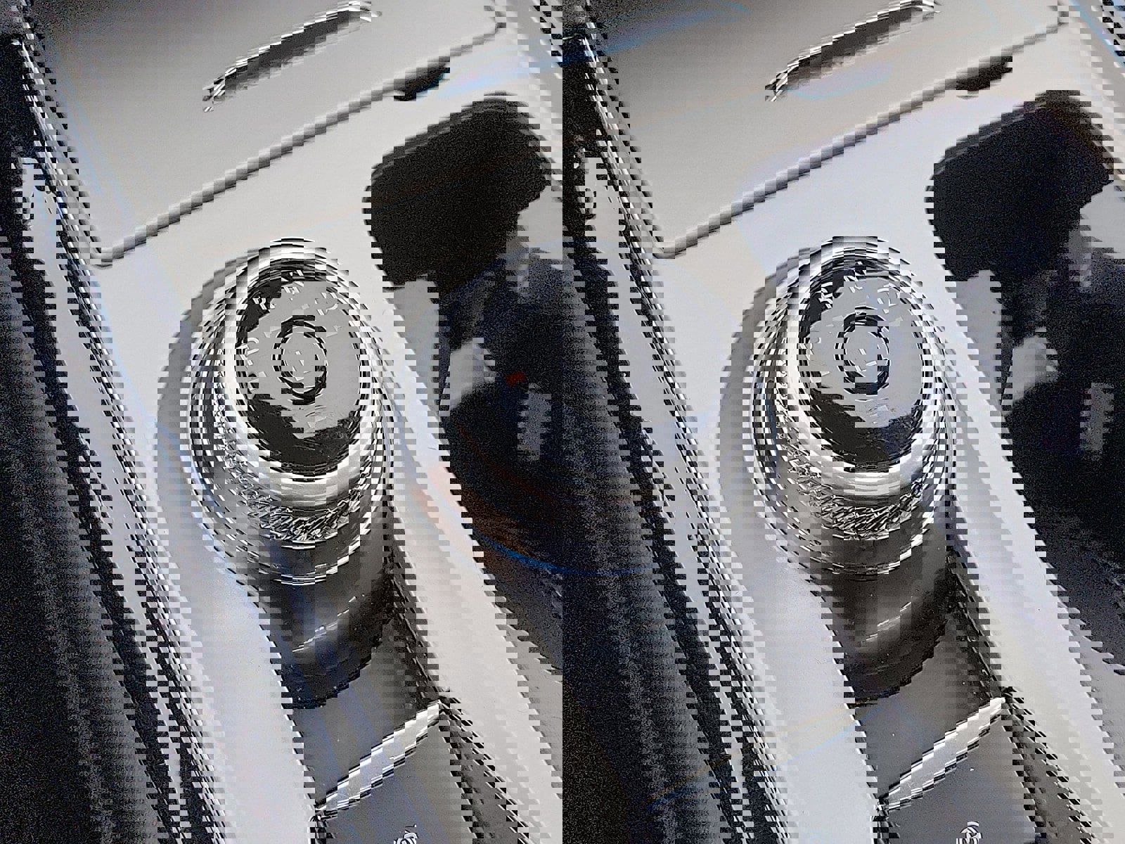 Certified 2022 Ford Explorer ST-Line w/ Class IV Trailer Tow Package image 17