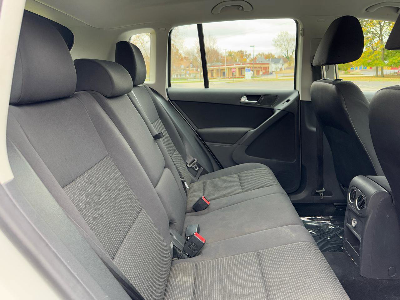 Used 2012 Volkswagen Tiguan S AWD/4WD image 38