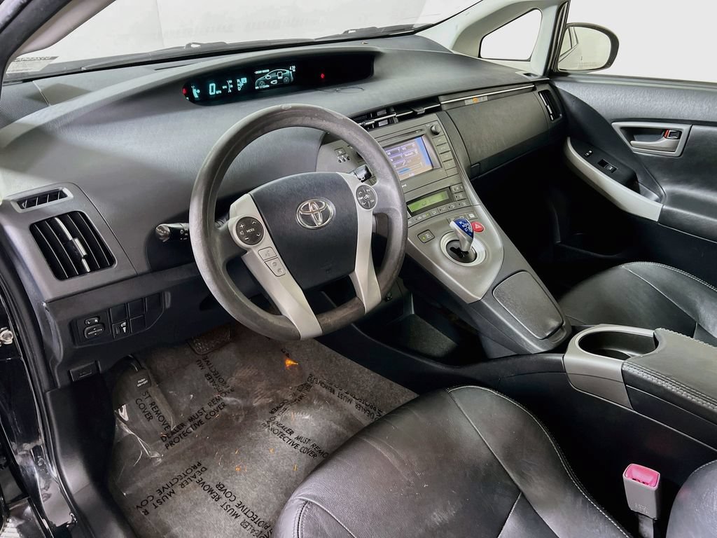 Used 2013 Toyota Prius Three w/ Protection Pkg FWD image 9
