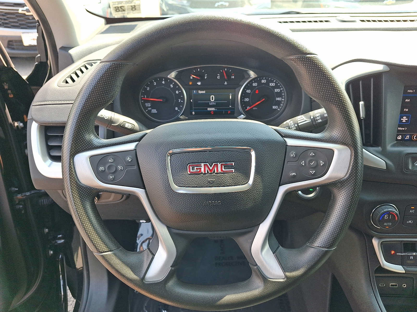 Used 2023 GMC Terrain SLE w/ Driver Convenience Package FWD image 18
