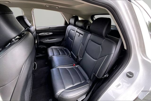 Used 2023 Genesis GV70 2.5T w/ Advanced Package AWD/4WD image 16