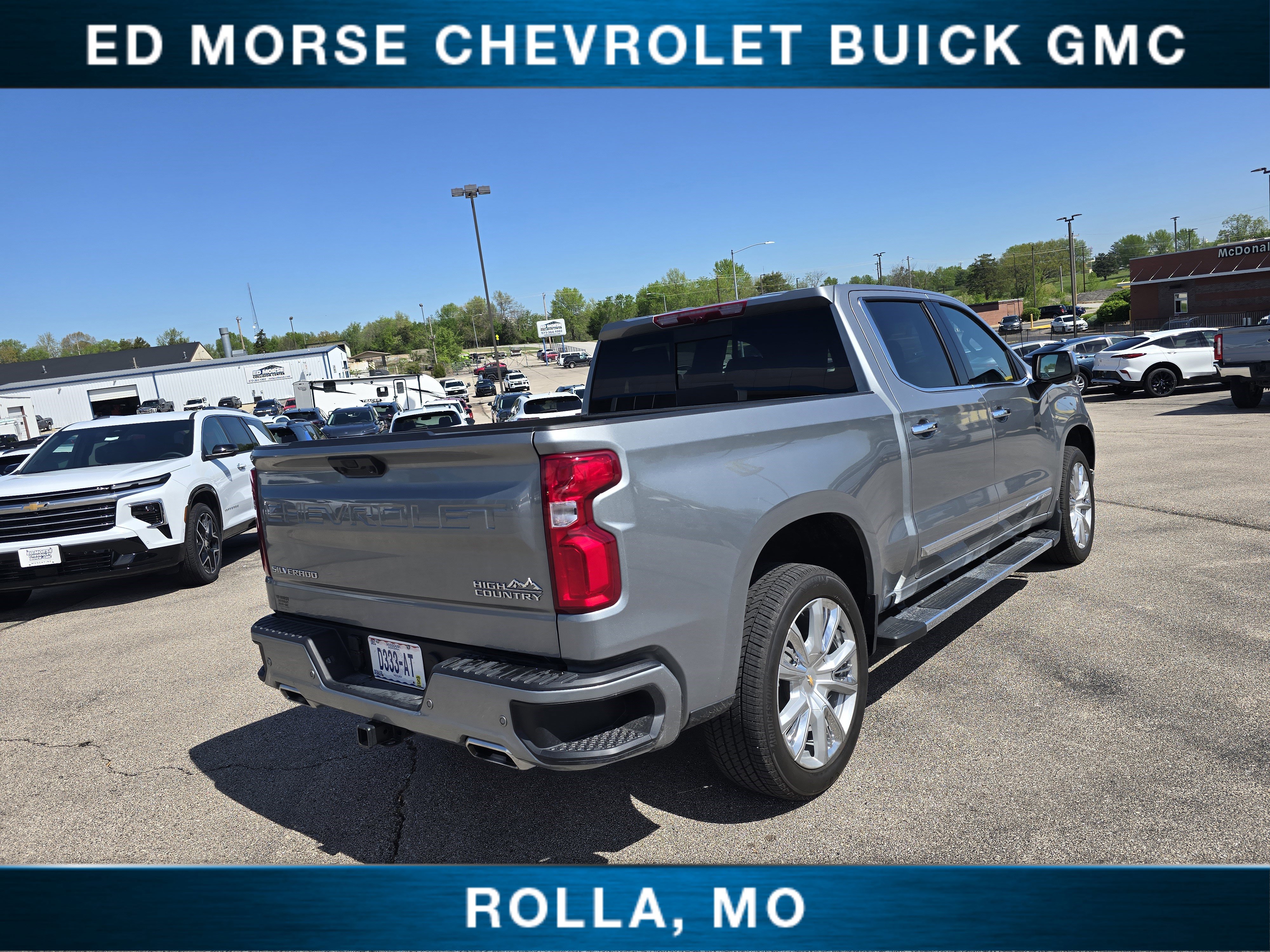 Certified 2026 Chevrolet Silverado 1500 High Country w/ Technology Package AWD/4WD image 3