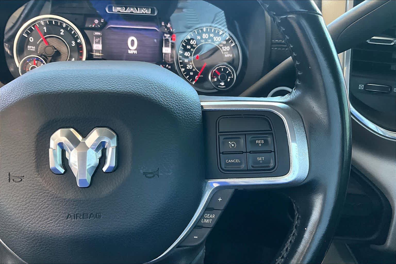Used 2022 RAM 2500 Laramie AWD/4WD image 17