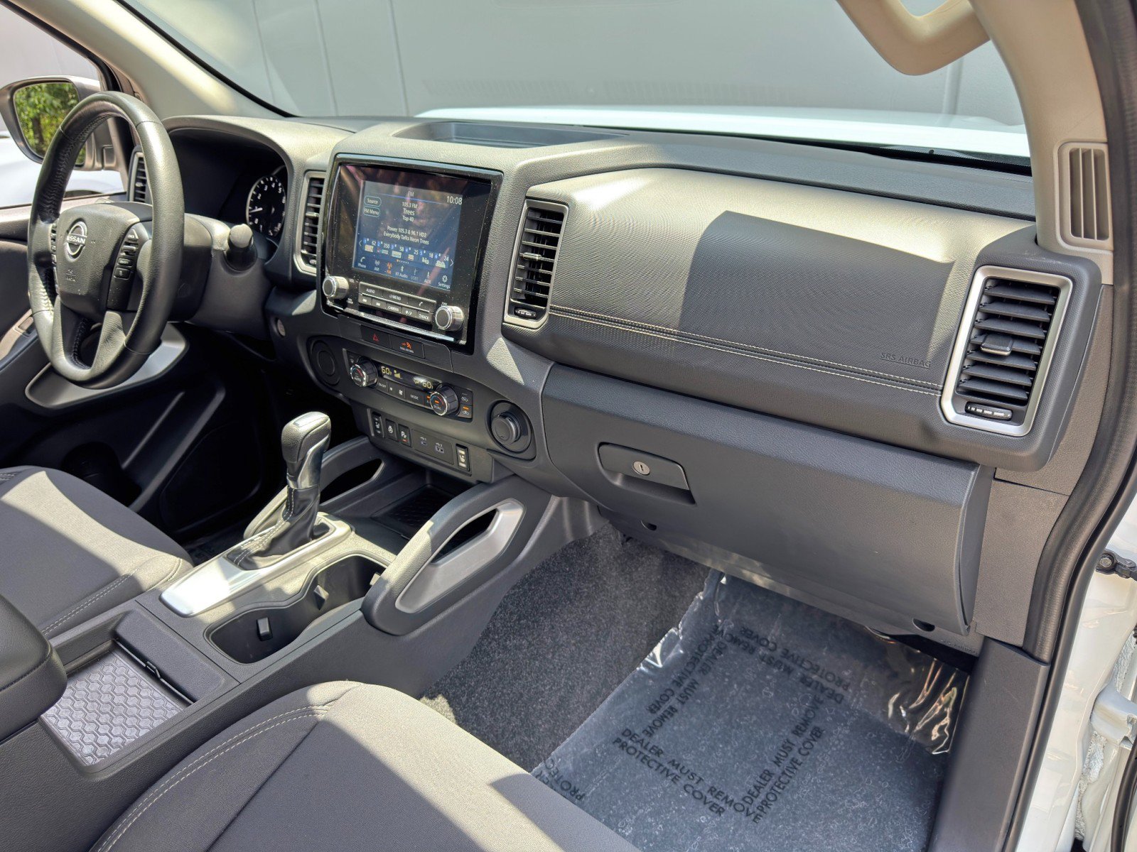 Used 2022 Nissan Frontier SV RWD image 13