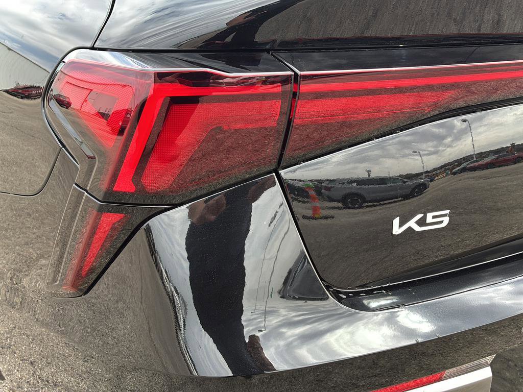 New 2026 Kia K5 LXS FWD image 39