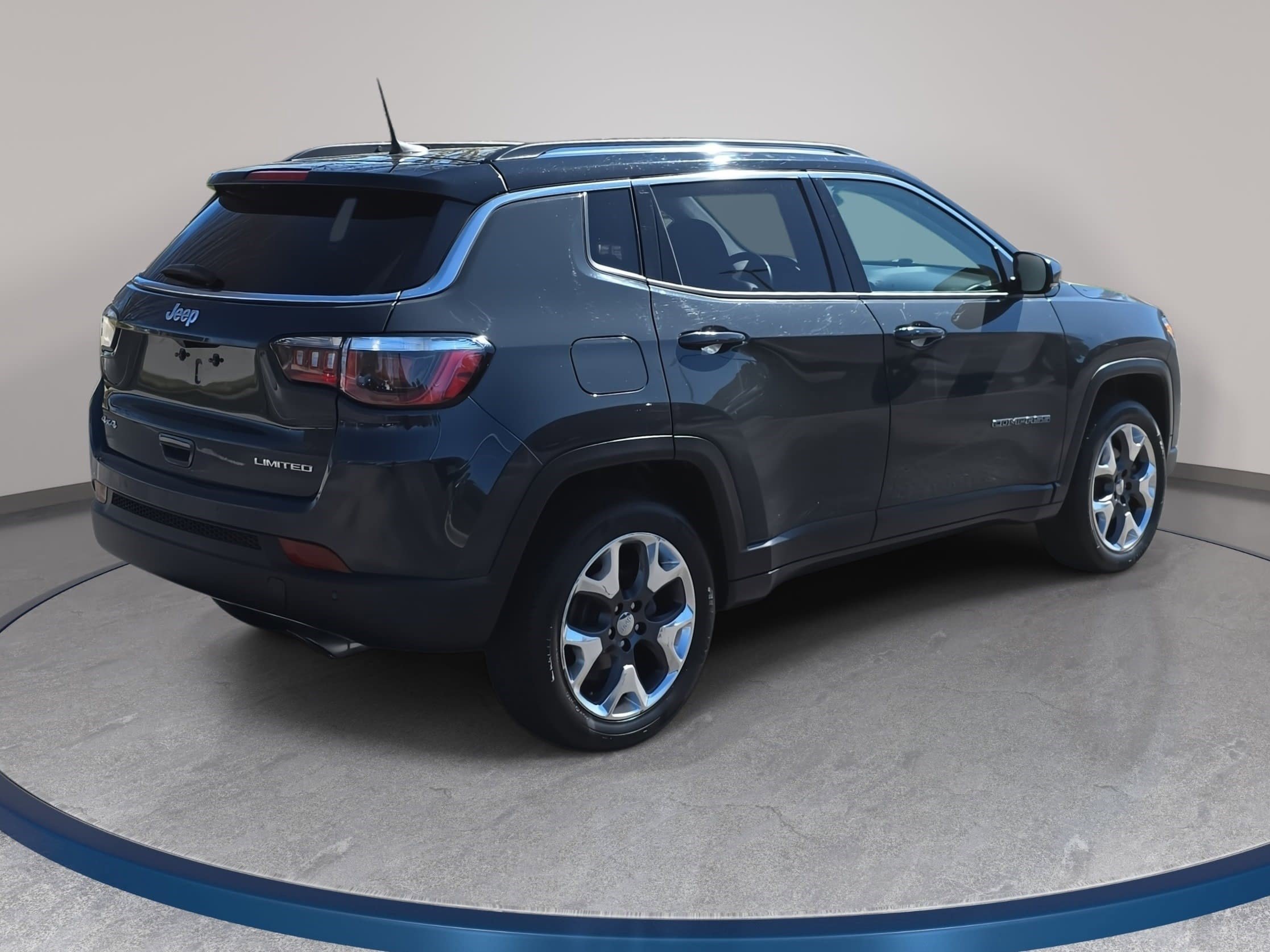 Used 2018 Jeep Compass Limited w/ Safe & Security Group image 5