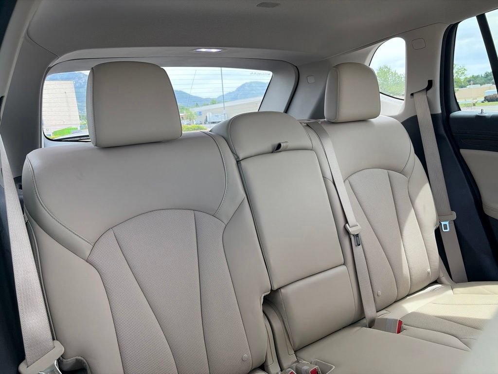 Used 2019 Buick Envision Premium w/ LPO, Interior Luxury Package AWD/4WD image 30