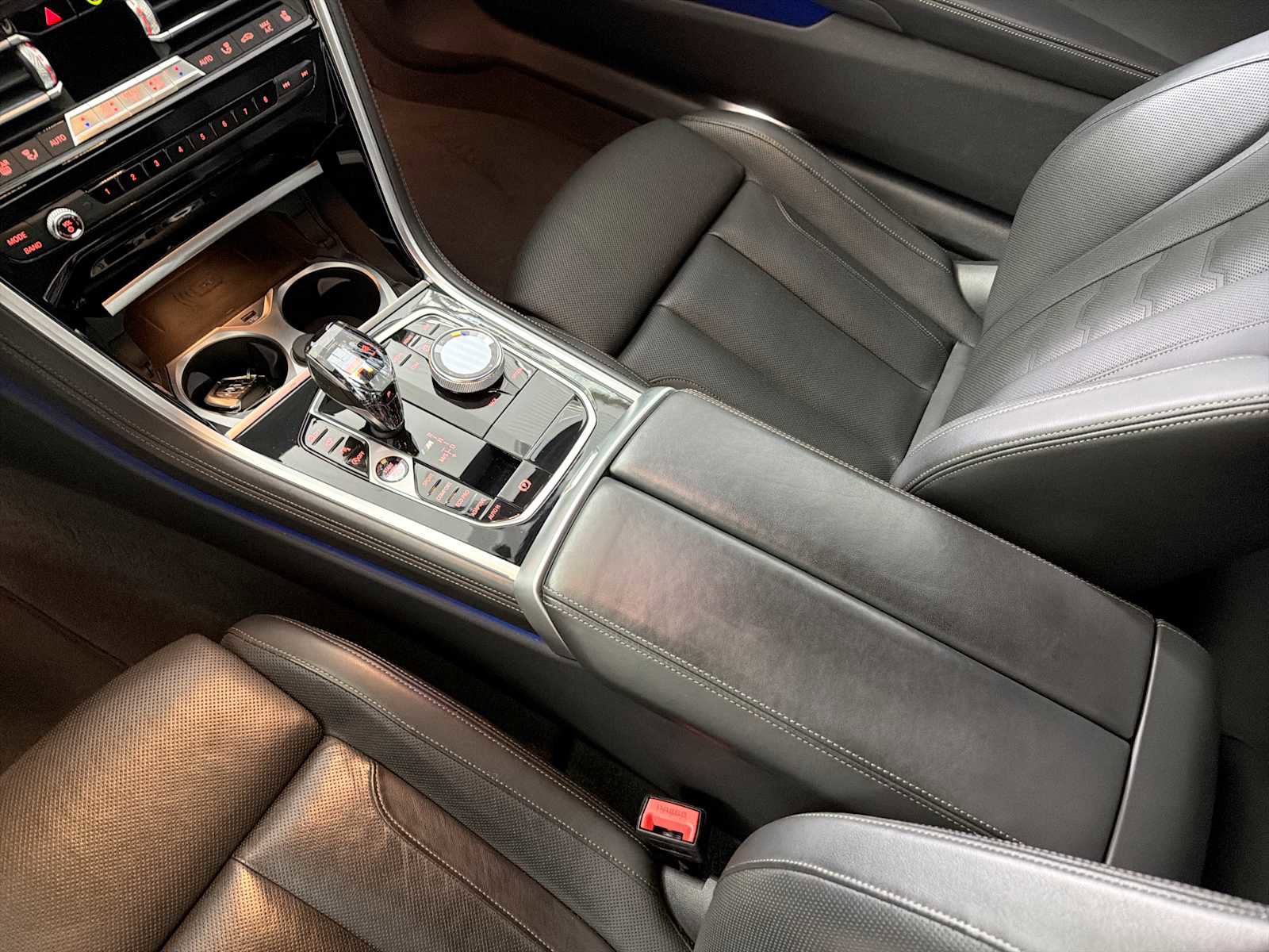 Used 2019 BMW M850i xDrive M850i xDrive w/ Comfort Seating Package image 22