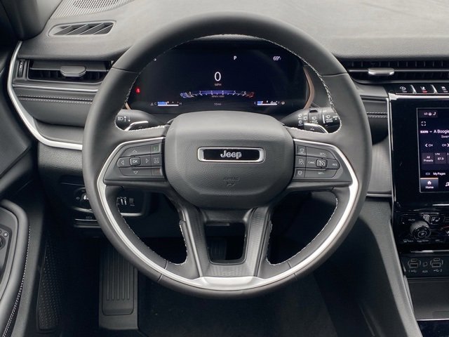 New 2025 Jeep Grand Cherokee L Altitude image 39