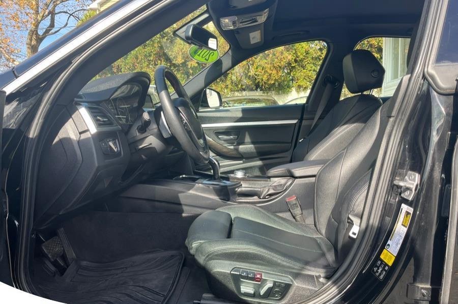 Used 2017 BMW 330i Gran Turismo xDrive AWD/4WD image 14