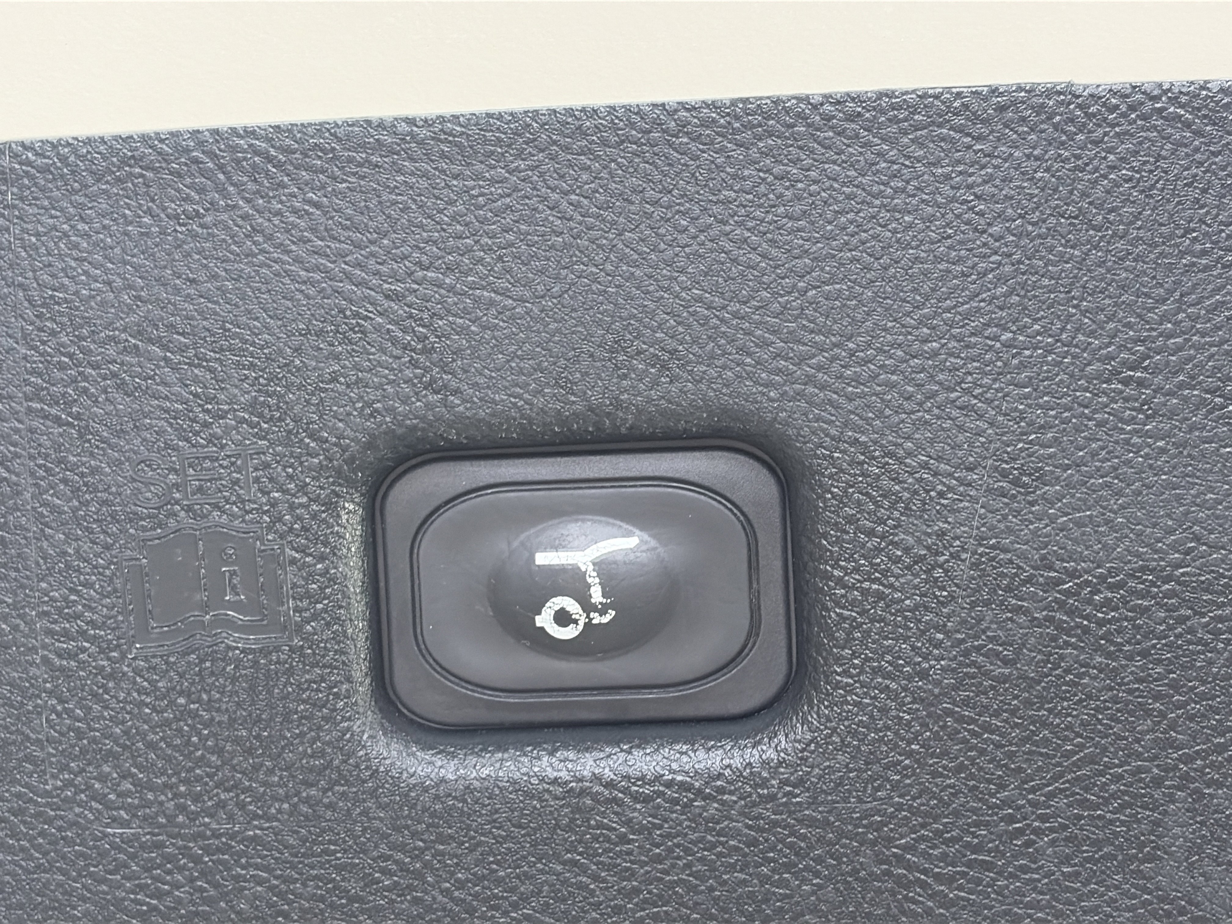 Used 2021 Lincoln Nautilus AWD w/ Equipment Group 101A image 15