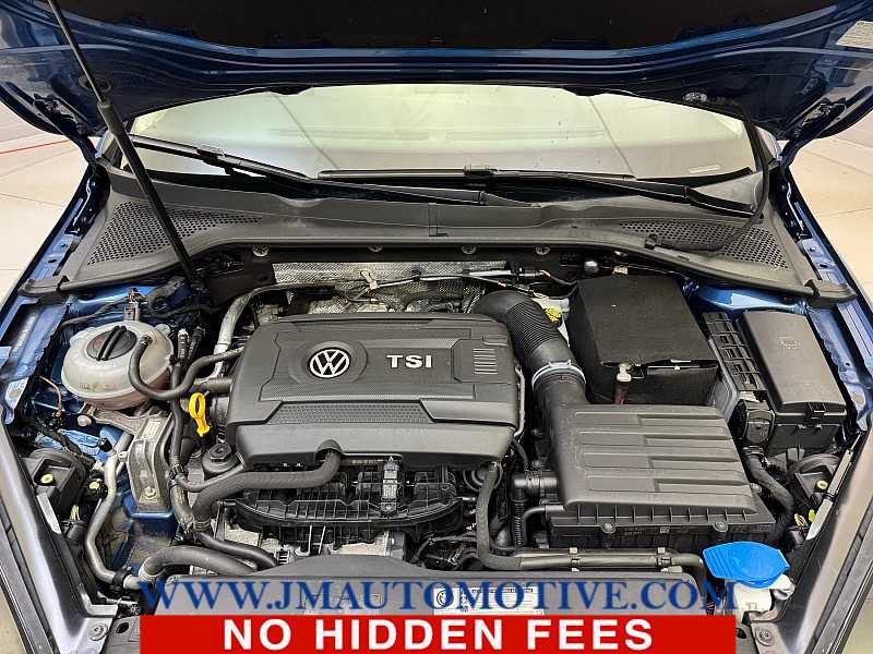 Used 2017 Volkswagen Golf S AWD/4WD image 10